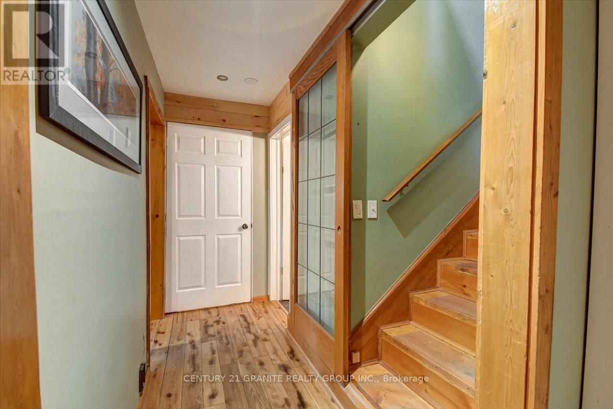 322 Kuno Road, Carlow/mayo, Ontario  K0L 1G0 - Photo 5 - X12615118