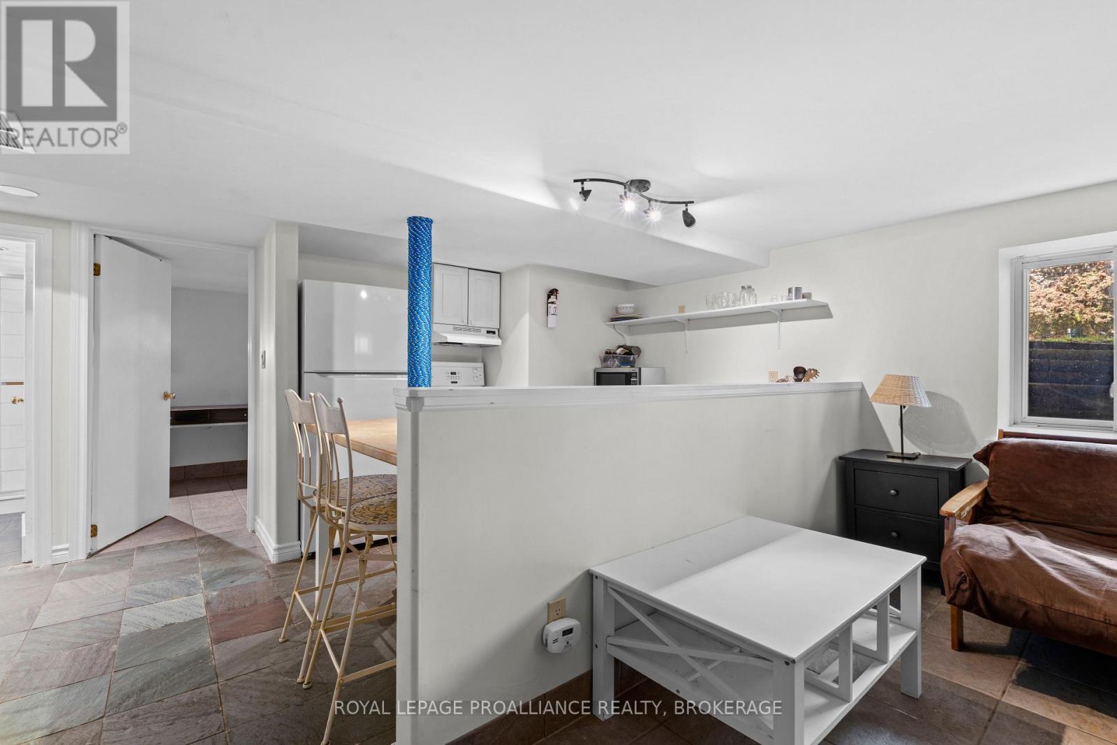 168 Macdonnell Street, Kingston (Central City East), Ontario  K7L 4B8 - Photo 24 - X12615044