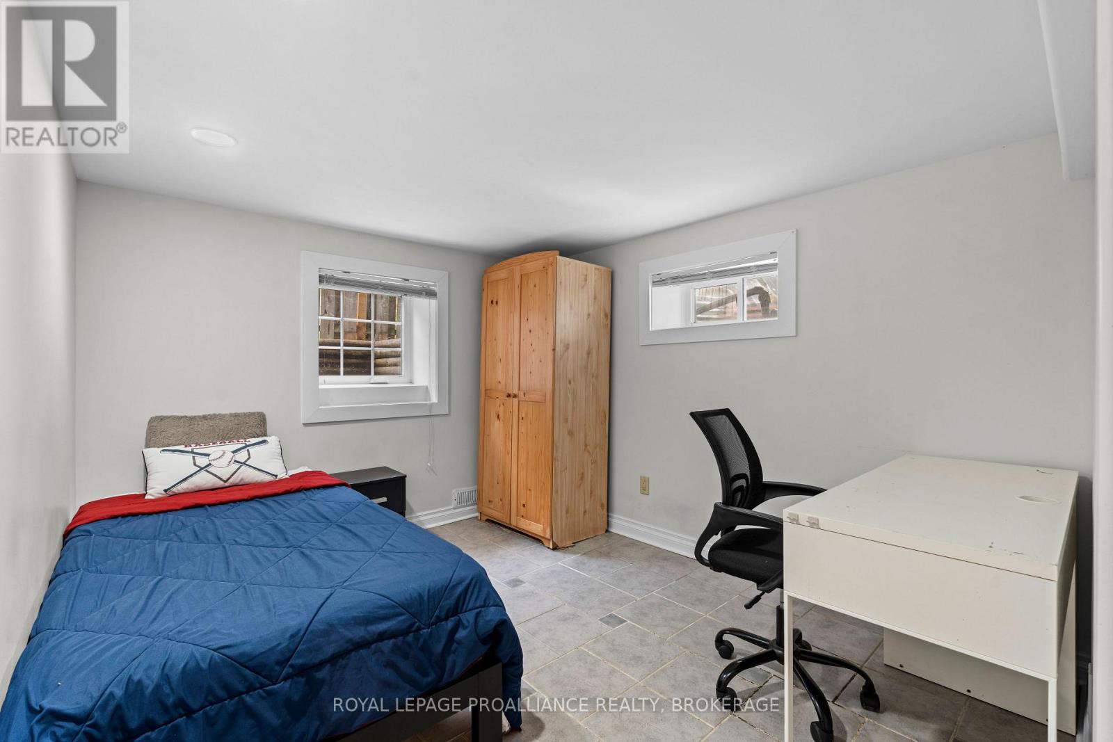 168 Macdonnell Street, Kingston (Central City East), Ontario  K7L 4B8 - Photo 27 - X12615044