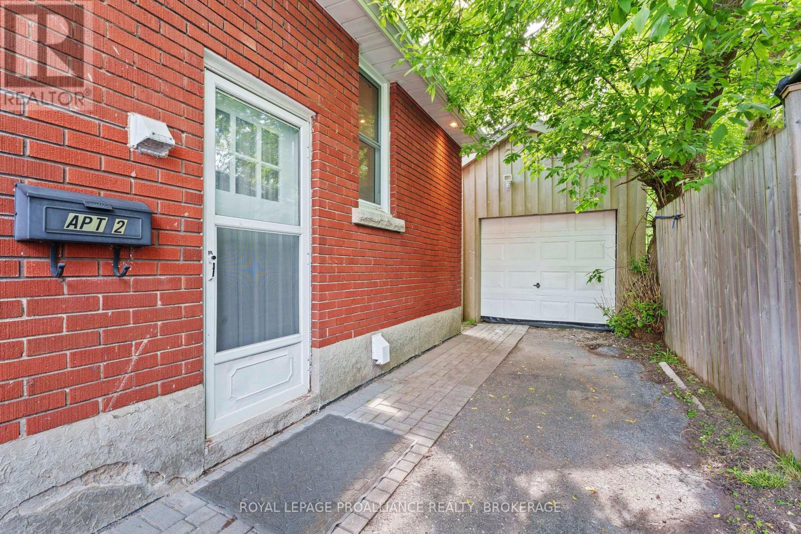 168 Macdonnell Street, Kingston (Central City East), Ontario  K7L 4B8 - Photo 3 - X12615044
