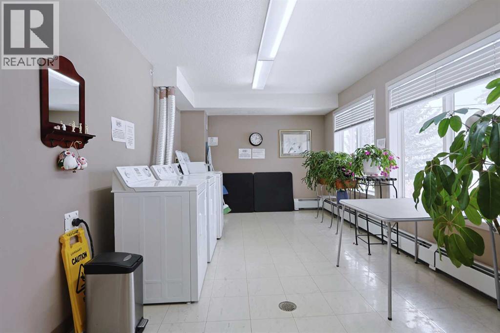 233, 550 Prominence Rise Sw, Calgary, Alberta  T3H 5J1 - Photo 27 - A2272326