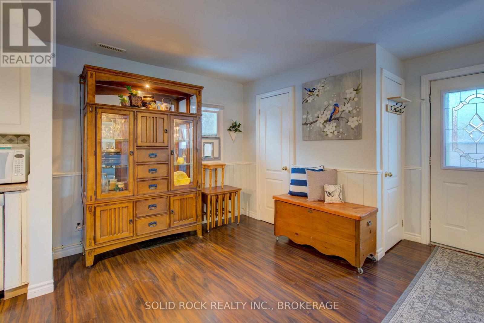 20 Maccauley Street, Kingston (Rideau), Ontario  K7K 2V5 - Photo 8 - X12615052