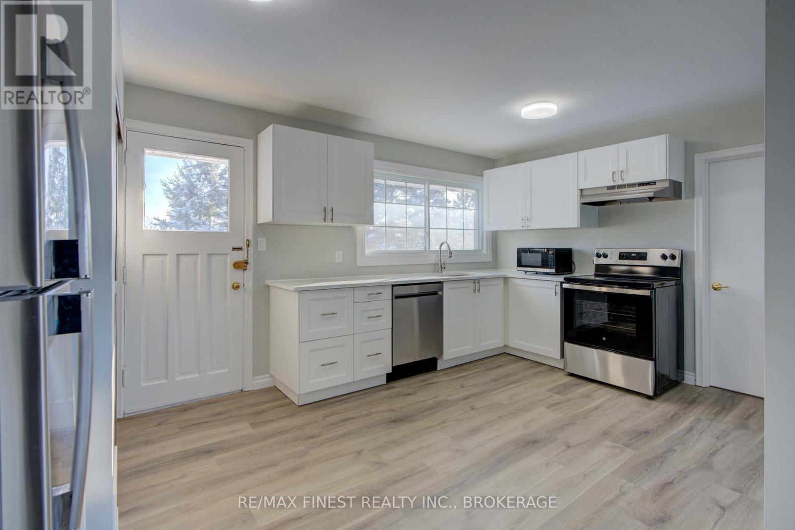 241 Lakeview Road, Loyalist, Ontario  K0H 1G0 - Photo 13 - X12615150