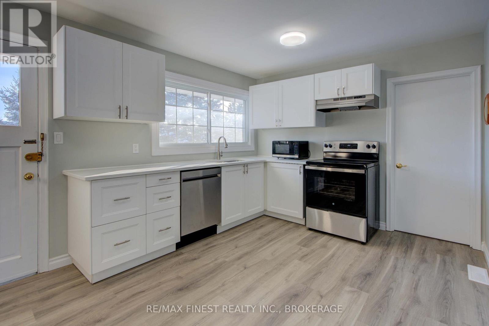 241 Lakeview Road, Loyalist, Ontario  K0H 1G0 - Photo 14 - X12615150