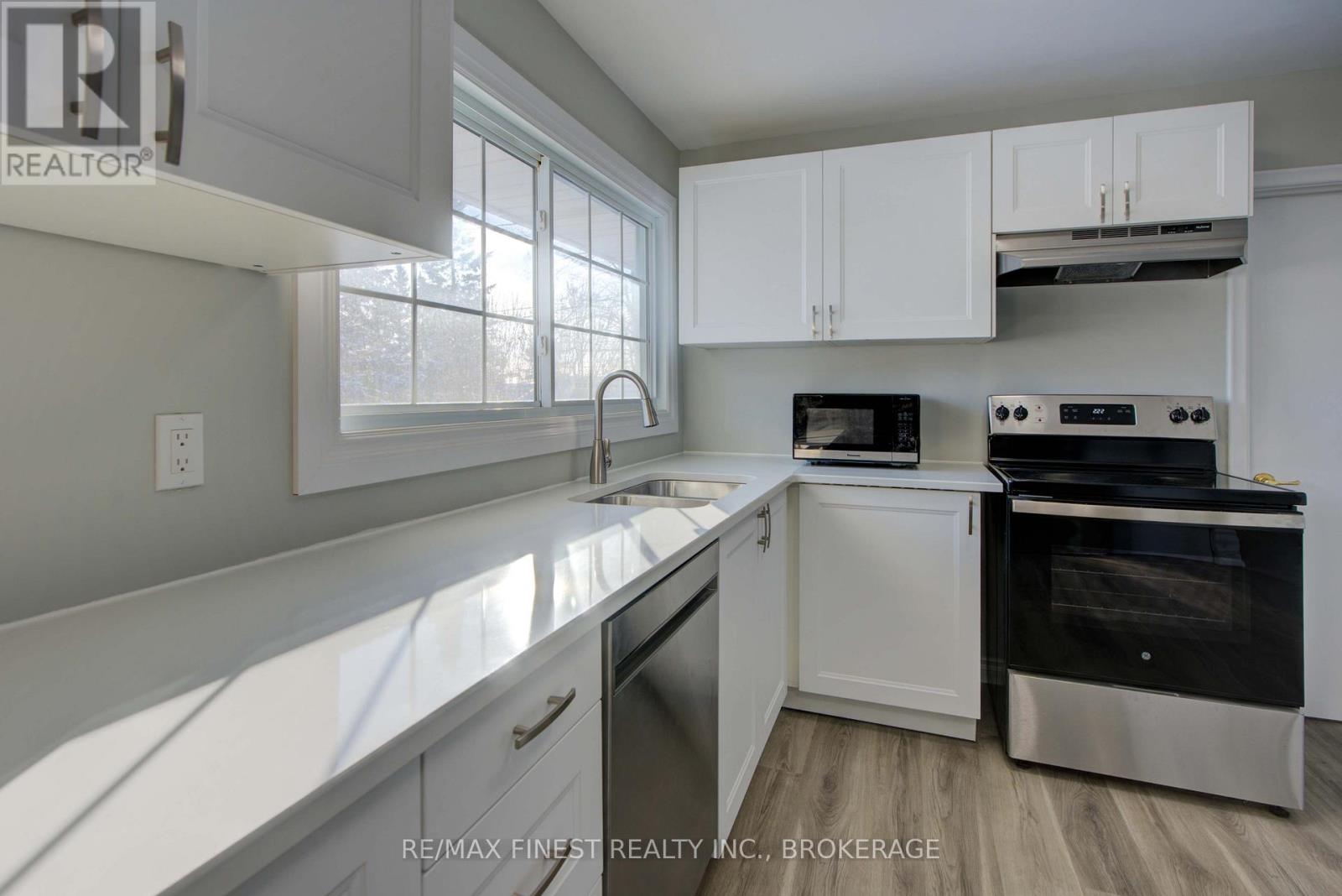 241 Lakeview Road, Loyalist, Ontario  K0H 1G0 - Photo 16 - X12615150