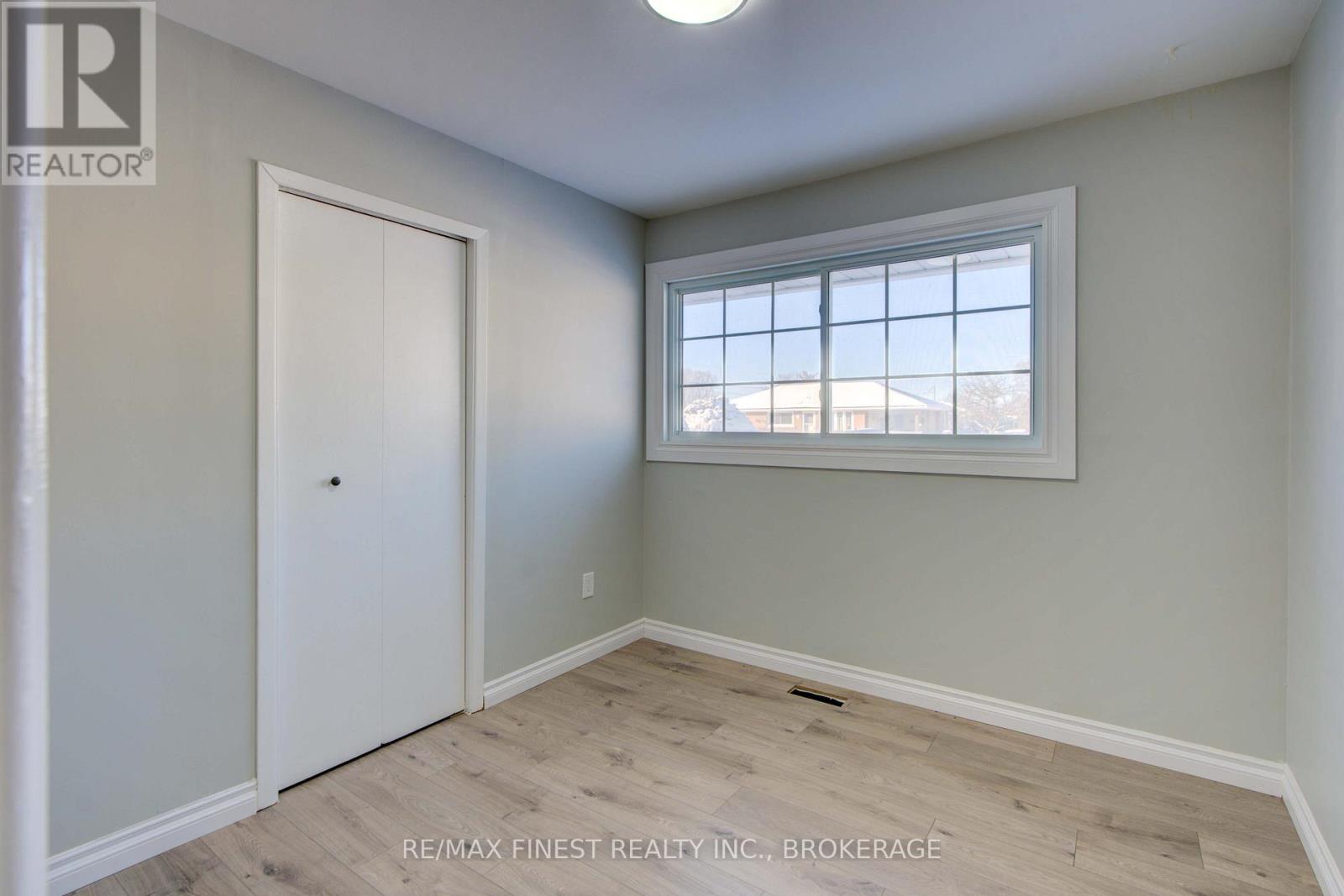 241 Lakeview Road, Loyalist, Ontario  K0H 1G0 - Photo 19 - X12615150