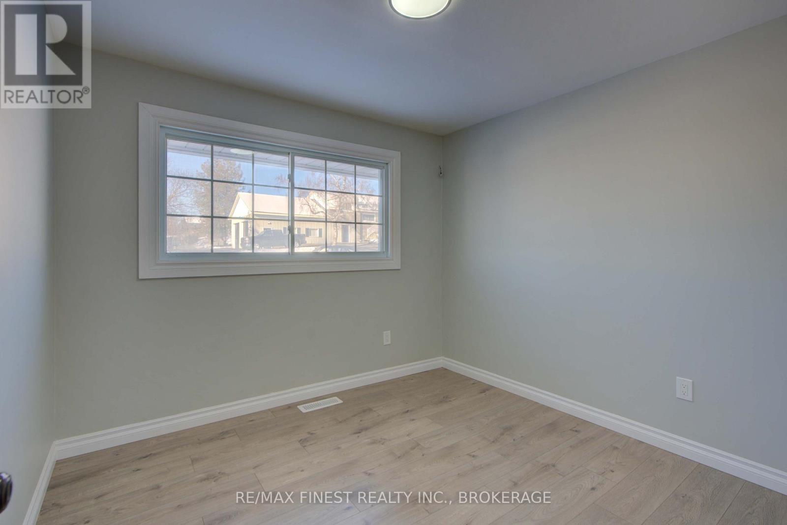 241 Lakeview Road, Loyalist, Ontario  K0H 1G0 - Photo 23 - X12615150