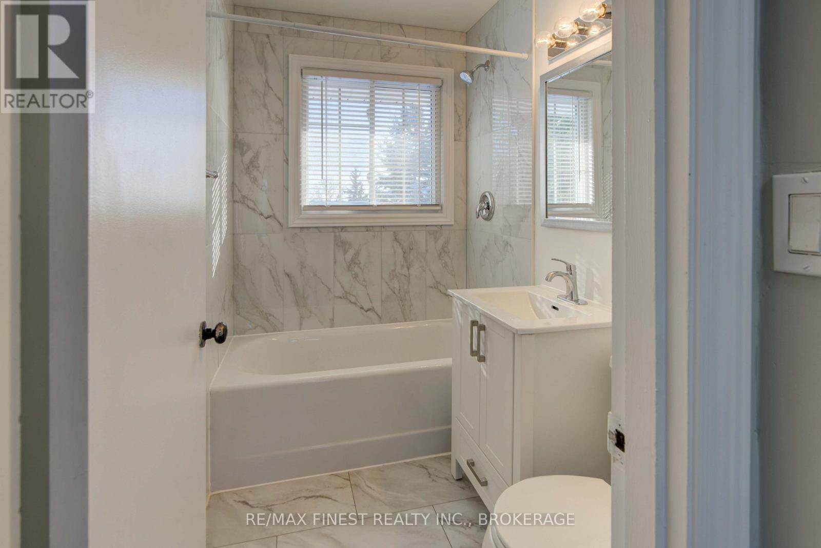 241 Lakeview Road, Loyalist, Ontario  K0H 1G0 - Photo 27 - X12615150