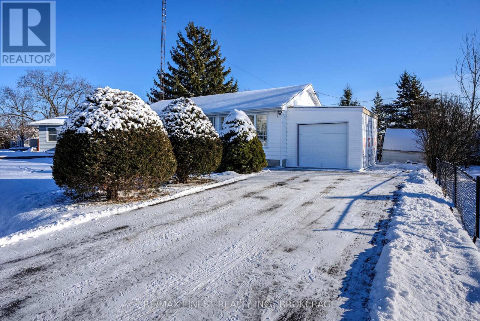 241 Lakeview Road, Loyalist, Ontario  K0H 1G0 - Photo 4 - X12615150