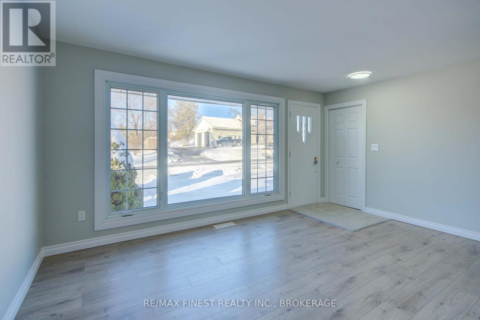 241 Lakeview Road, Loyalist, Ontario  K0H 1G0 - Photo 8 - X12615150