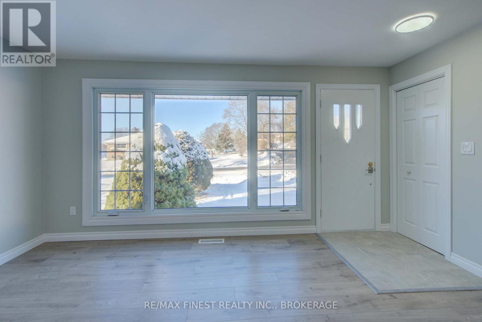 241 Lakeview Road, Loyalist, Ontario  K0H 1G0 - Photo 9 - X12615150