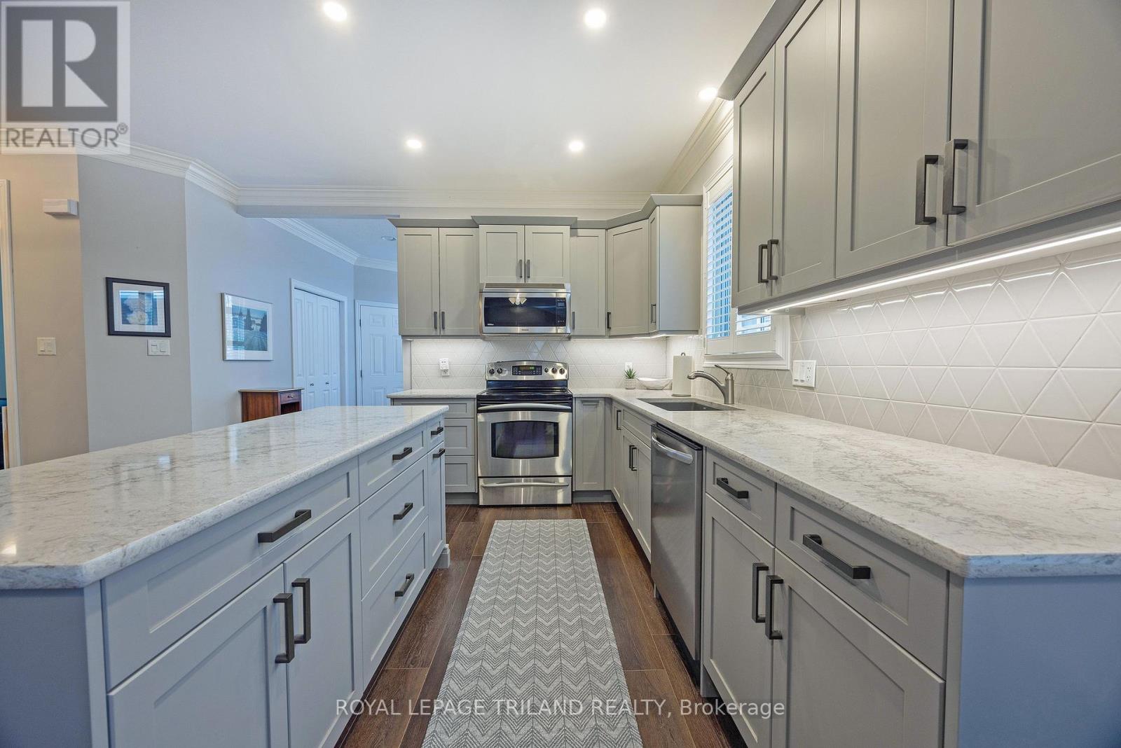 7 - 1617 Shore Road, London South, Ontario N6K 5C3 - Photo 11 - X12615120