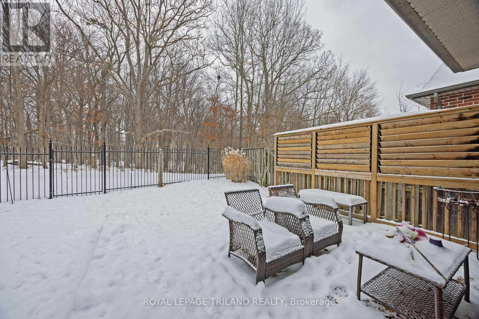 7 - 1617 Shore Road, London South, Ontario N6K 5C3 - Photo 32 - X12615120