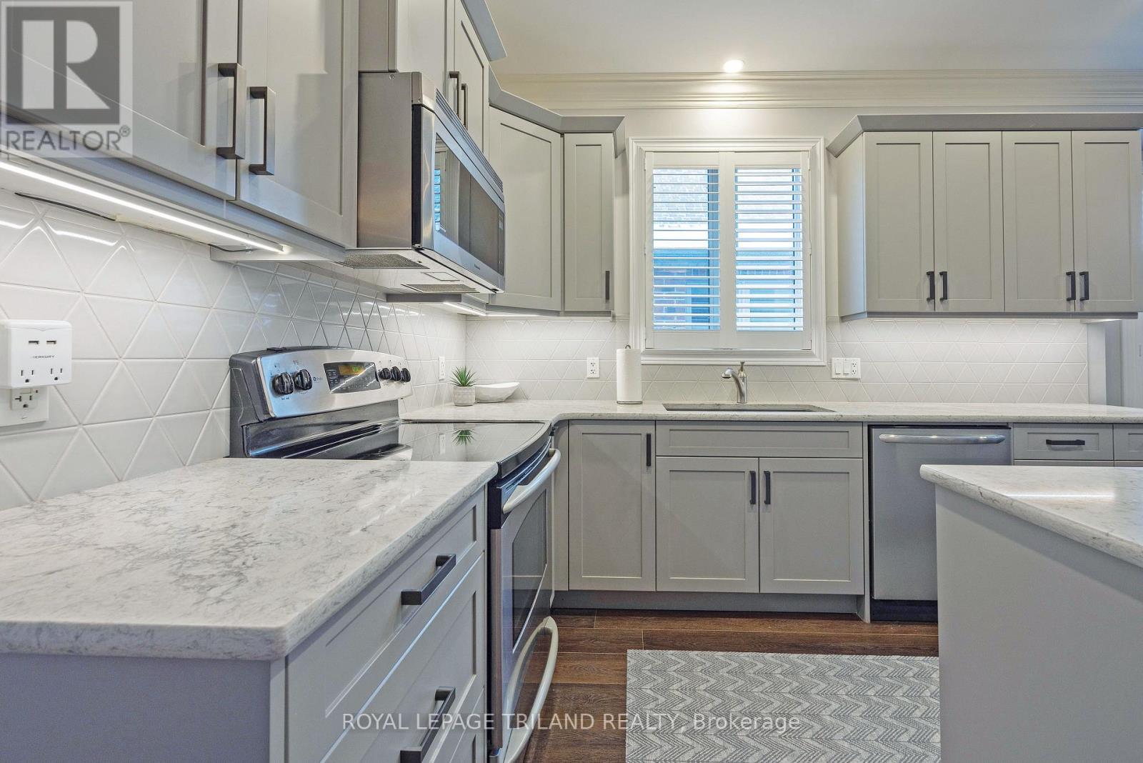 7 - 1617 Shore Road, London South, Ontario N6K 5C3 - Photo 9 - X12615120