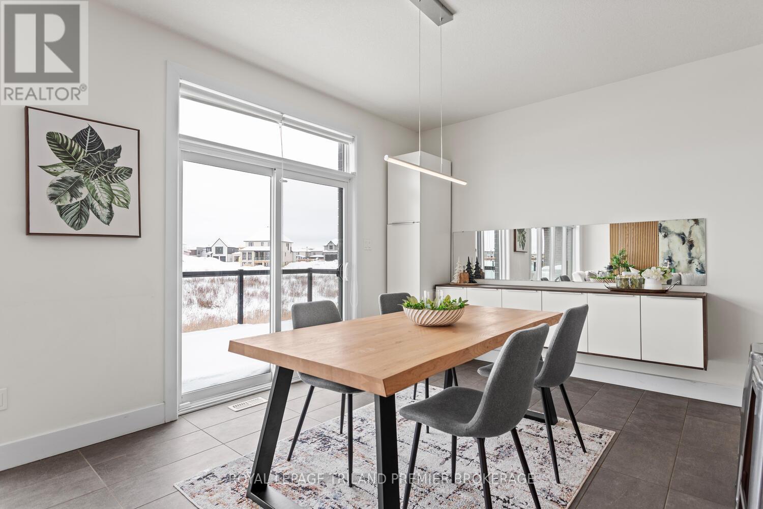 2054 Wateroak Drive, London North, Ontario  N6G 5B4 - Photo 9 - X12615124