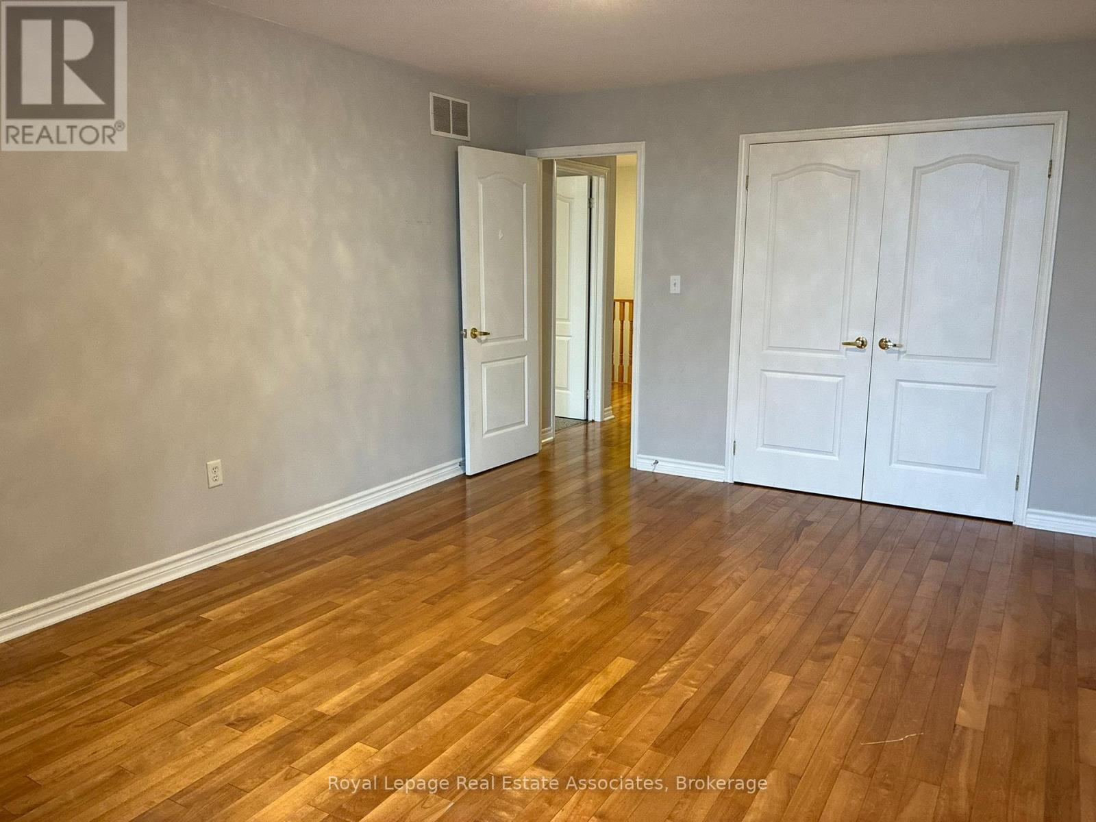 21 Ridgegate Place, Hamilton, Ontario  L8E 6C7 - Photo 21 - X12614936