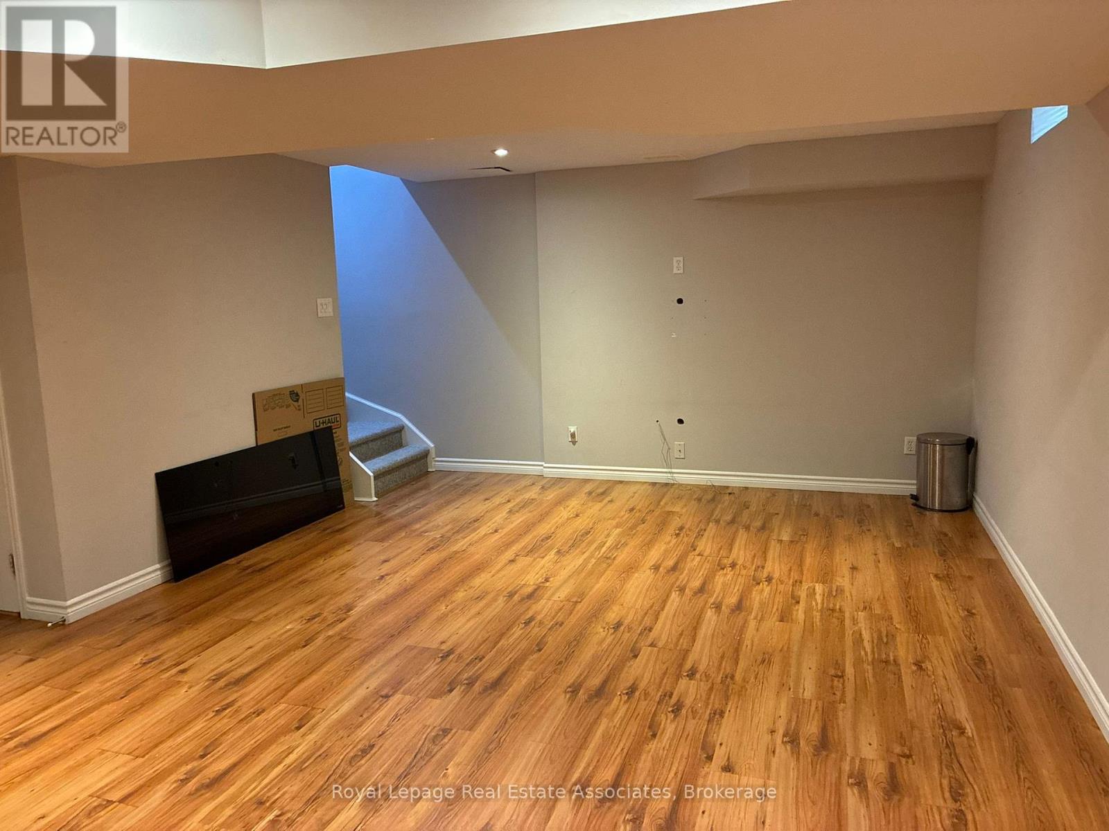 21 Ridgegate Place, Hamilton, Ontario  L8E 6C7 - Photo 25 - X12614936