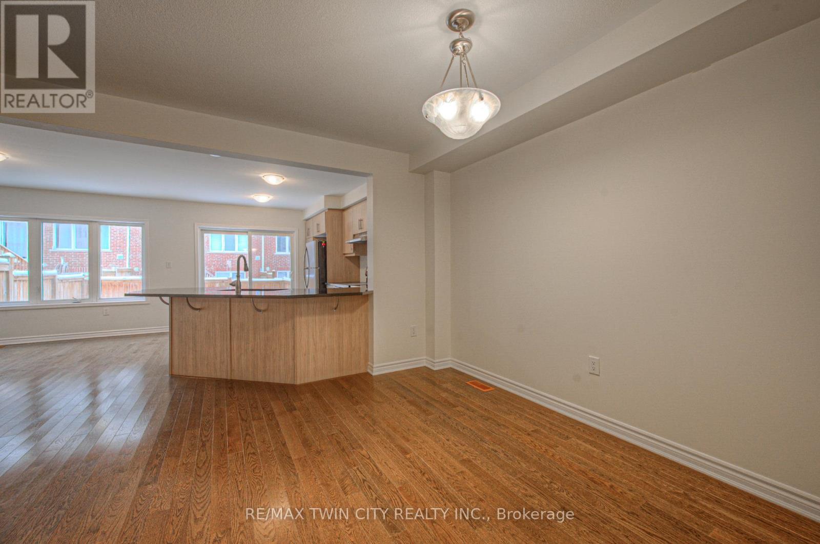 32 - 19 Ridge Road, Cambridge, Ontario  N3E 0C7 - Photo 9 - X12614958