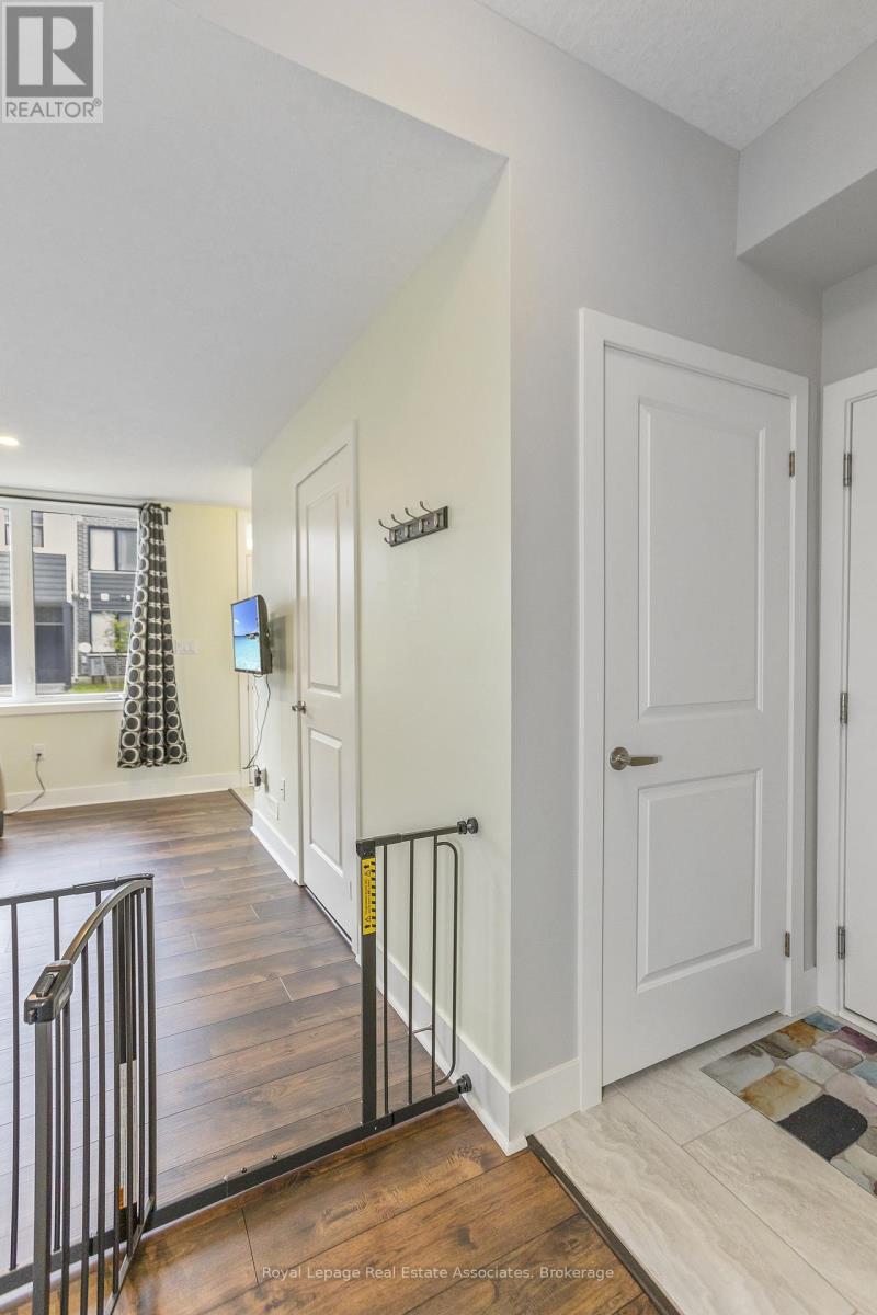 16 - 177 Edgevalley Road, London East, Ontario N5V 0C5 - Photo 11 - X12614960