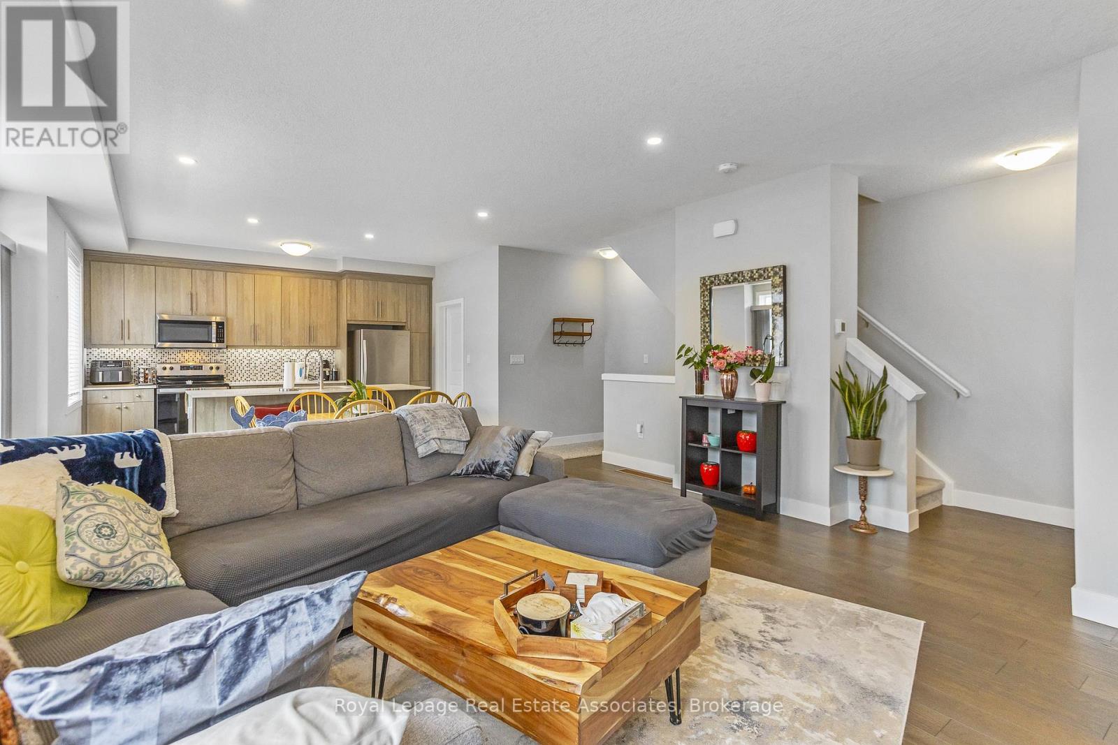 16 - 177 Edgevalley Road, London East, Ontario N5V 0C5 - Photo 21 - X12614960