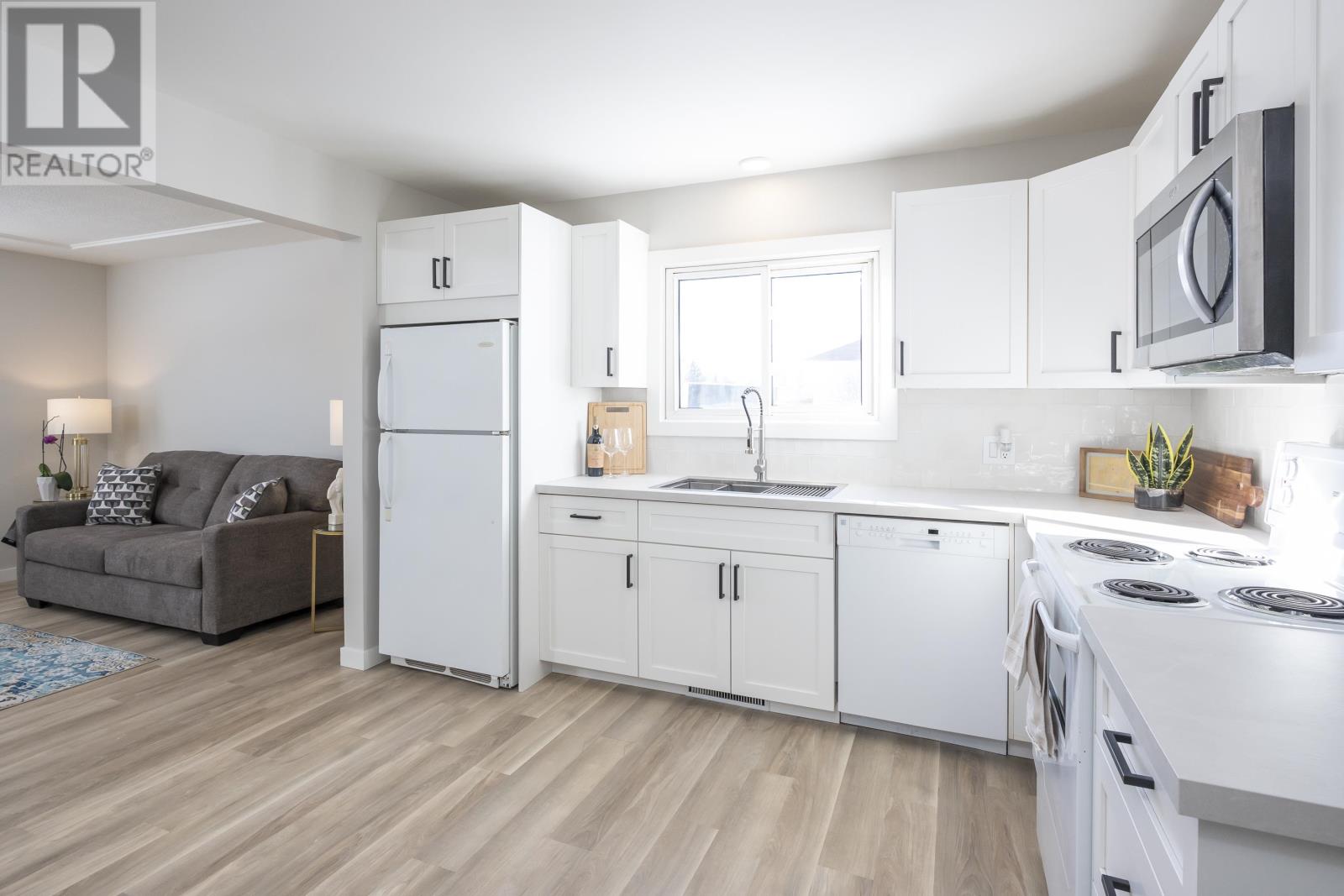 158 Carl Ave, Thunder Bay, Ontario  P7B 4Z5 - Photo 7 - TB253610