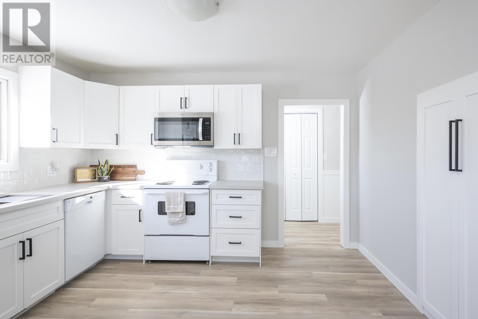 158 Carl Ave, Thunder Bay, Ontario  P7B 4Z5 - Photo 9 - TB253610