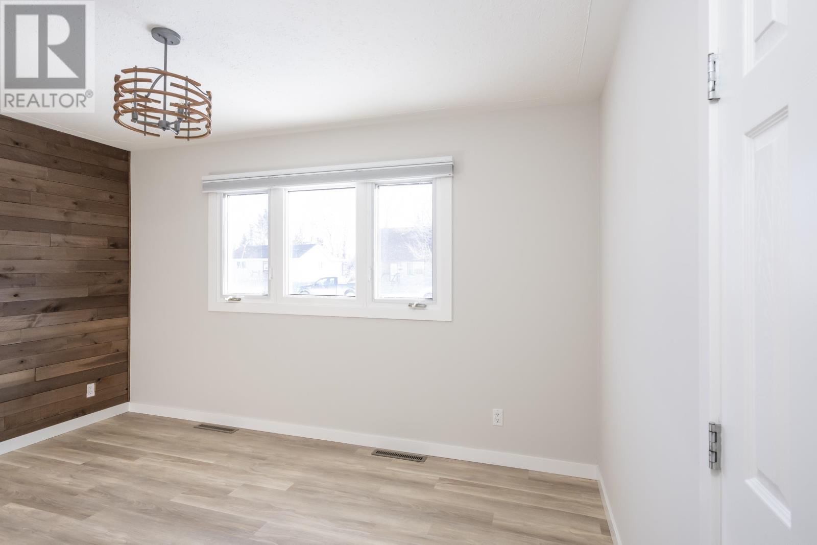 158 Carl Ave, Thunder Bay, Ontario  P7B 4Z5 - Photo 21 - TB253610