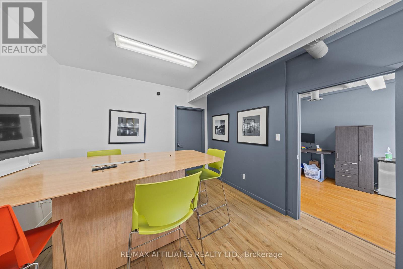 209-210 - 346 Richmond Road E, Ottawa, Ontario K2A 0E7 - Photo 9 - X12615038