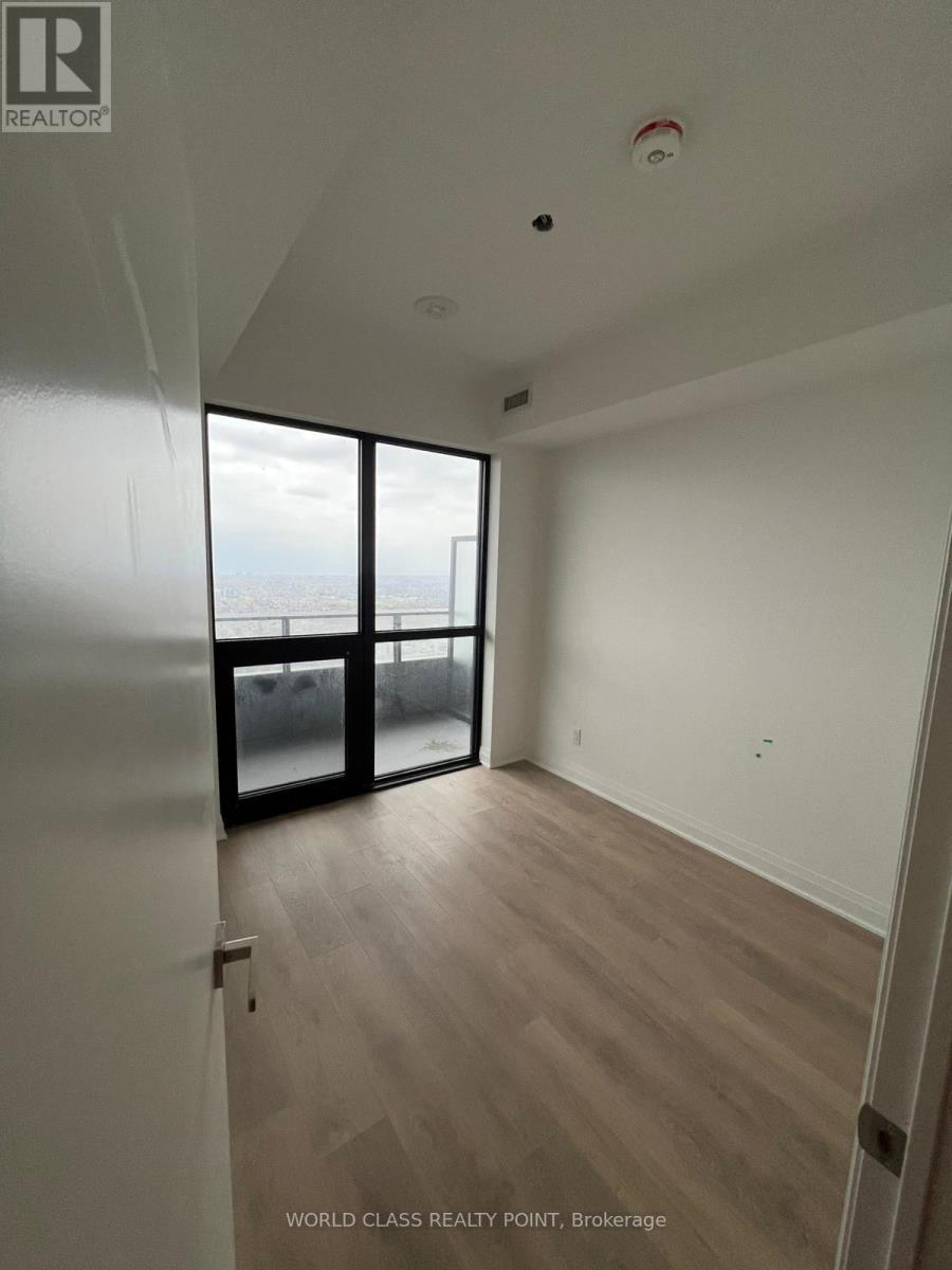 4003 - 4015 The Exchange Street, Mississauga (City Centre), Ontario  L5B 0N9 - Photo 3 - W12613896