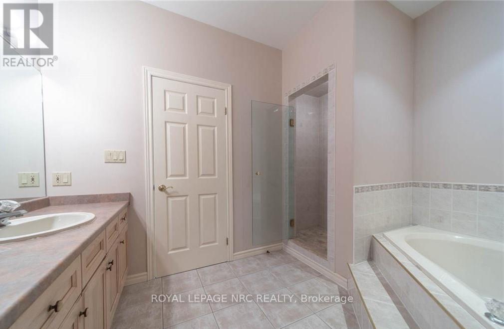 25 - 174 Martindale Road, St. Catharines, Ontario  L2S 3Z9 - Photo 12 - X12615198