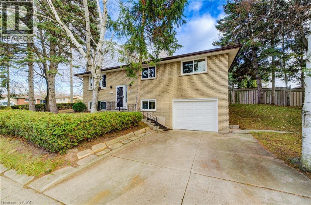 48 Mark Crescent, Cambridge, Ontario N1S 4A3 - Photo 3 - 40790103