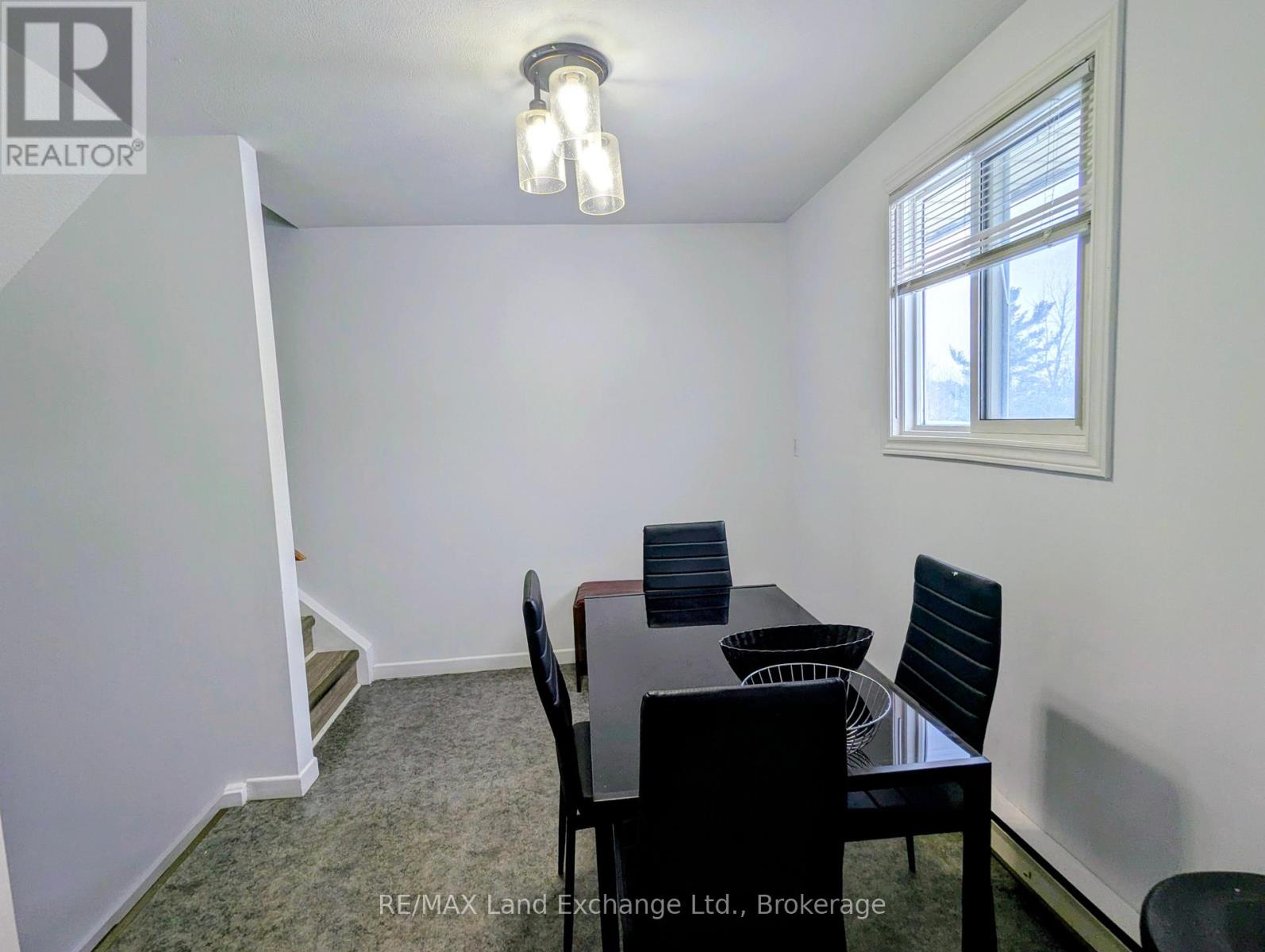 630 Hunter Street, Kincardine, Ontario  N2Z 1R7 - Photo 5 - X12615210