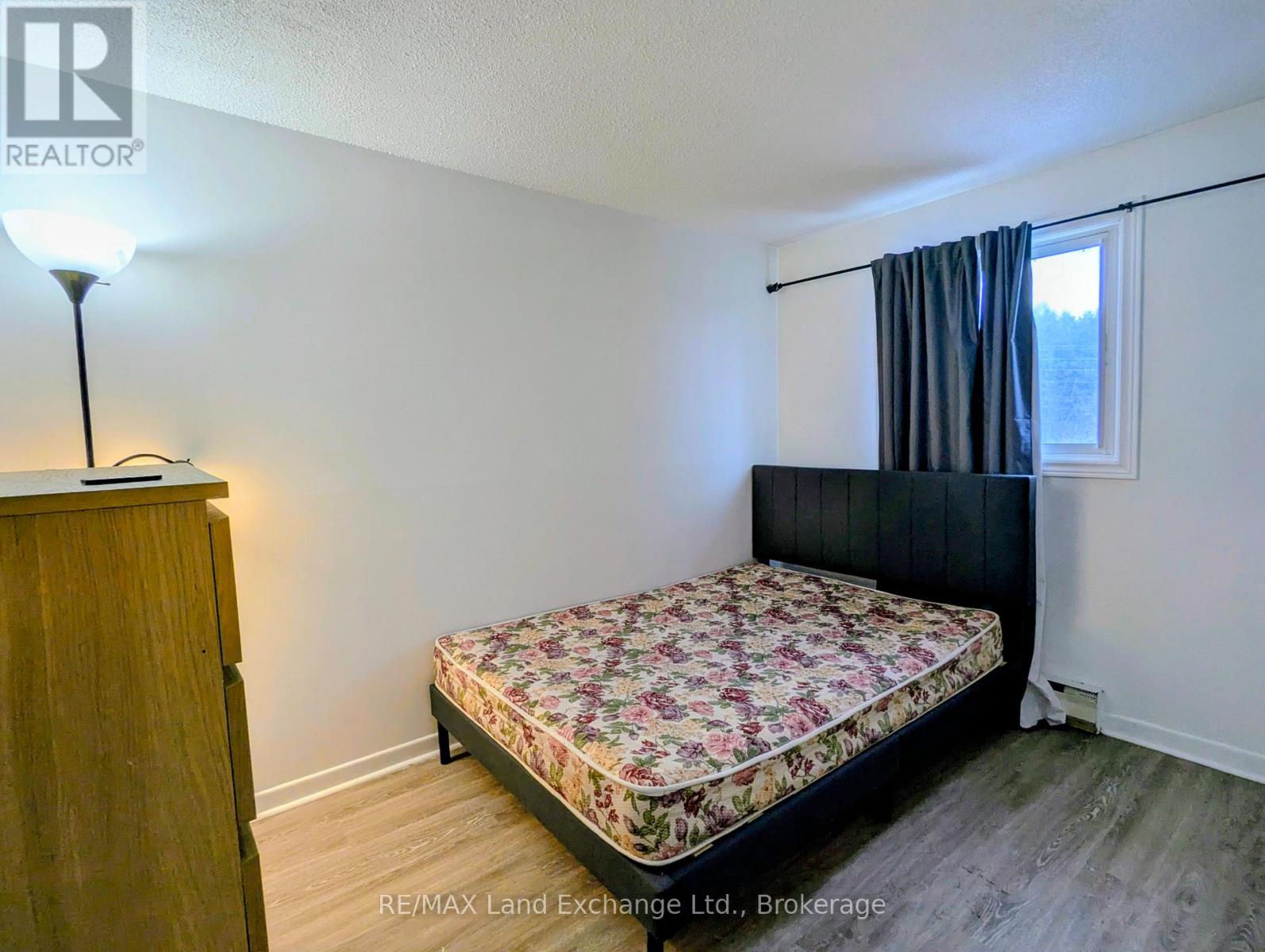 630 Hunter Street, Kincardine, Ontario  N2Z 1R7 - Photo 7 - X12615210