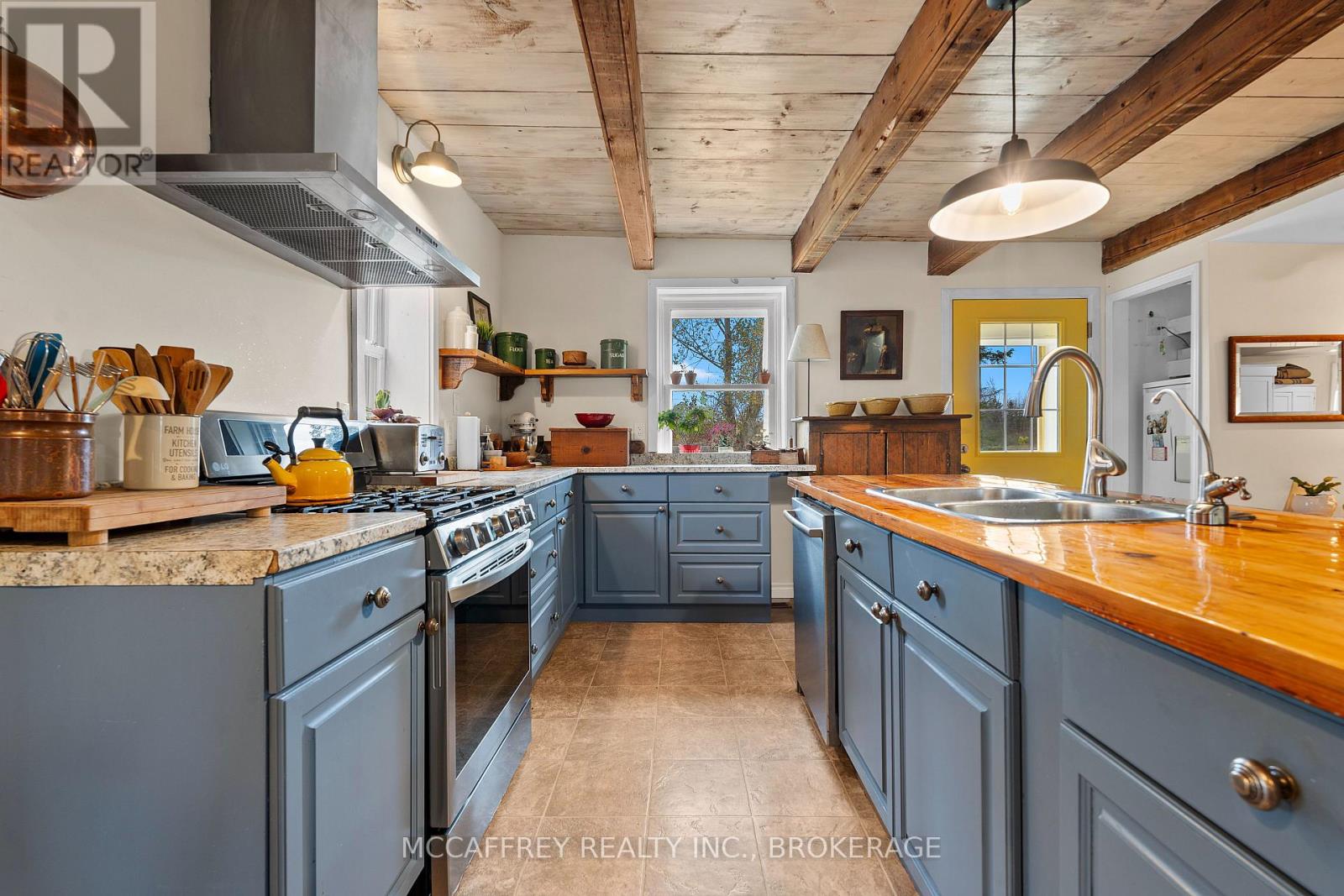 1549 Doyle Road, Loyalist, Ontario  K0H 1G0 - Photo 13 - X12478660