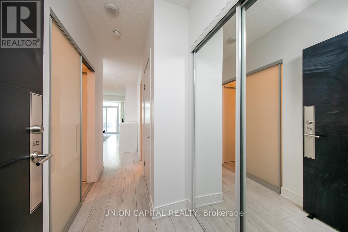 932 - 525 Adelaide Street W, Toronto, Ontario  M5V 1T6 - Photo 2 - C12615002