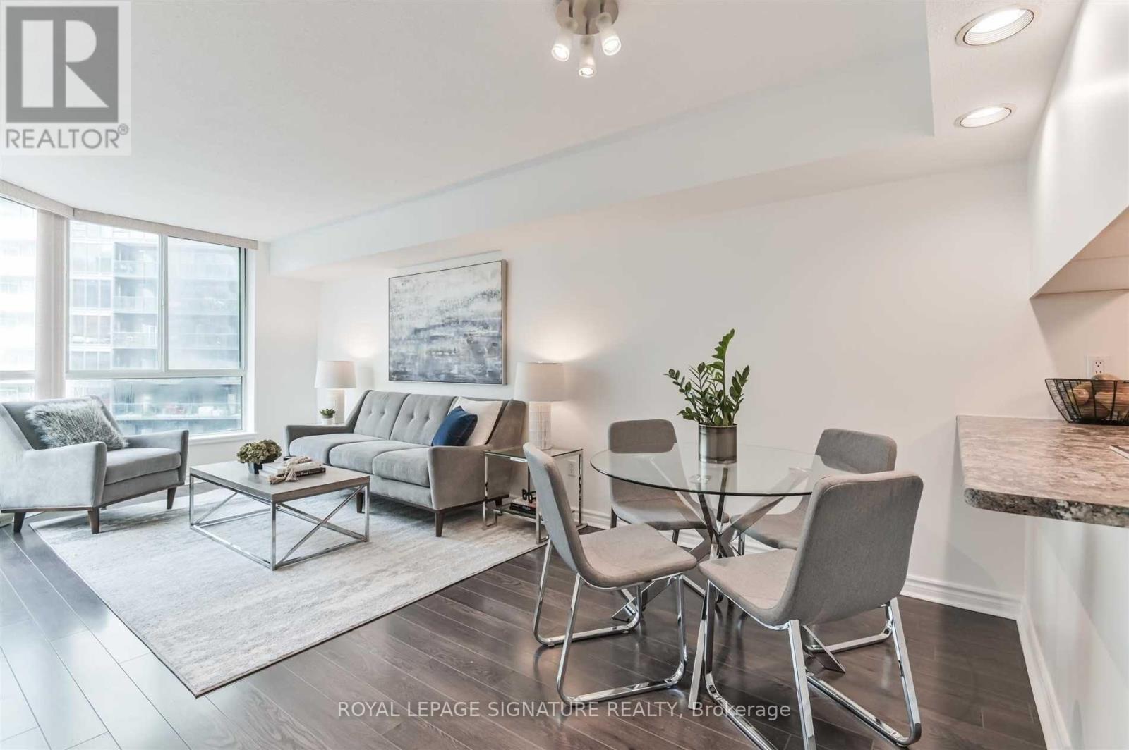 2001 - 38 Elm Street, Toronto, Ontario  M5G 2K5 - Photo 6 - C12615060