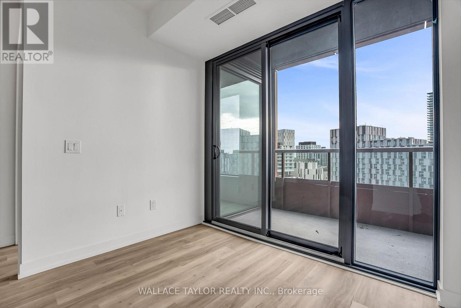 1013 - 28 Eastern Avenue, Toronto, Ontario  M5A 1H5 - Photo 11 - C12615152