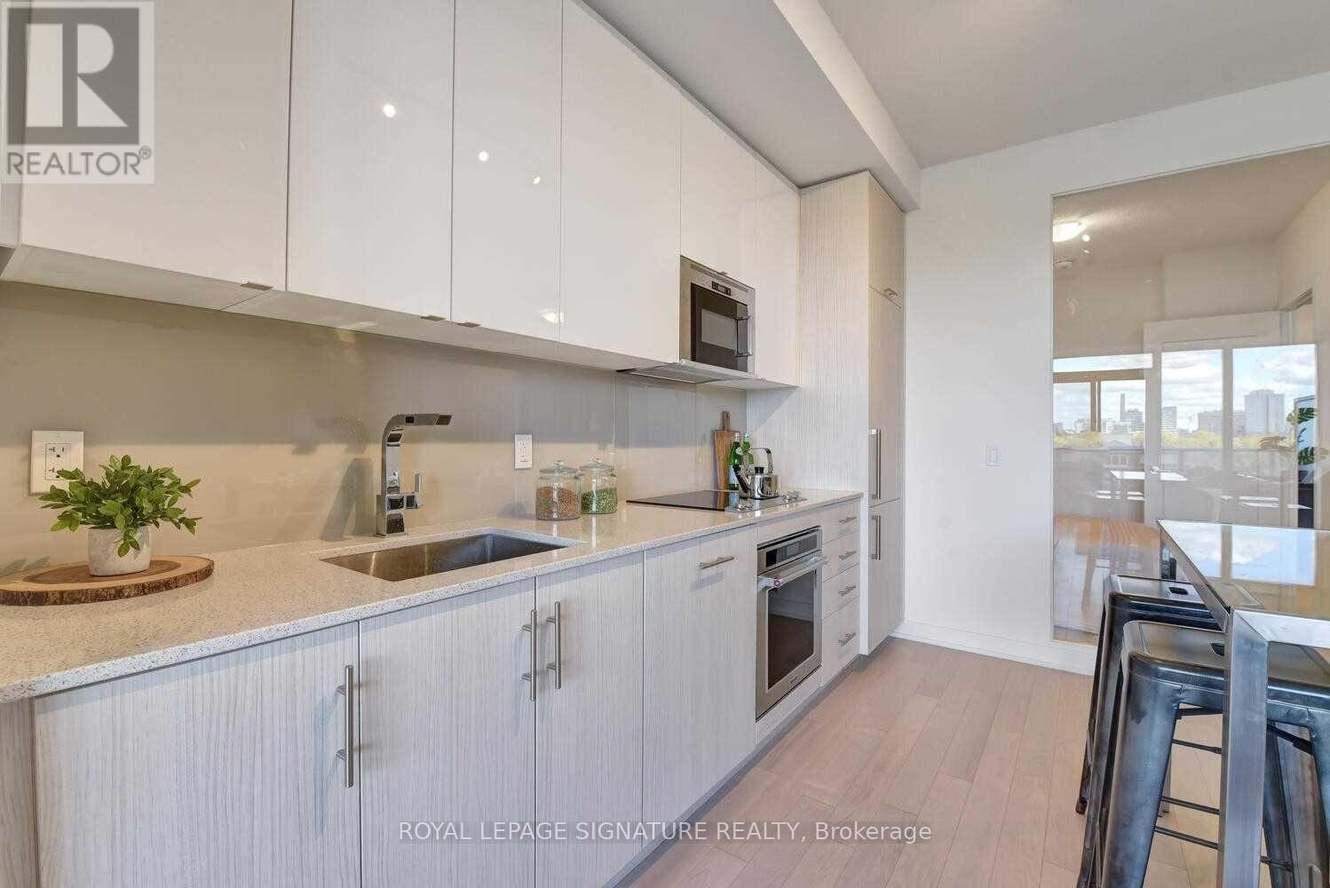 907 - 330 Richmond Street W, Toronto, Ontario  M5V 1X2 - Photo 7 - C12615224