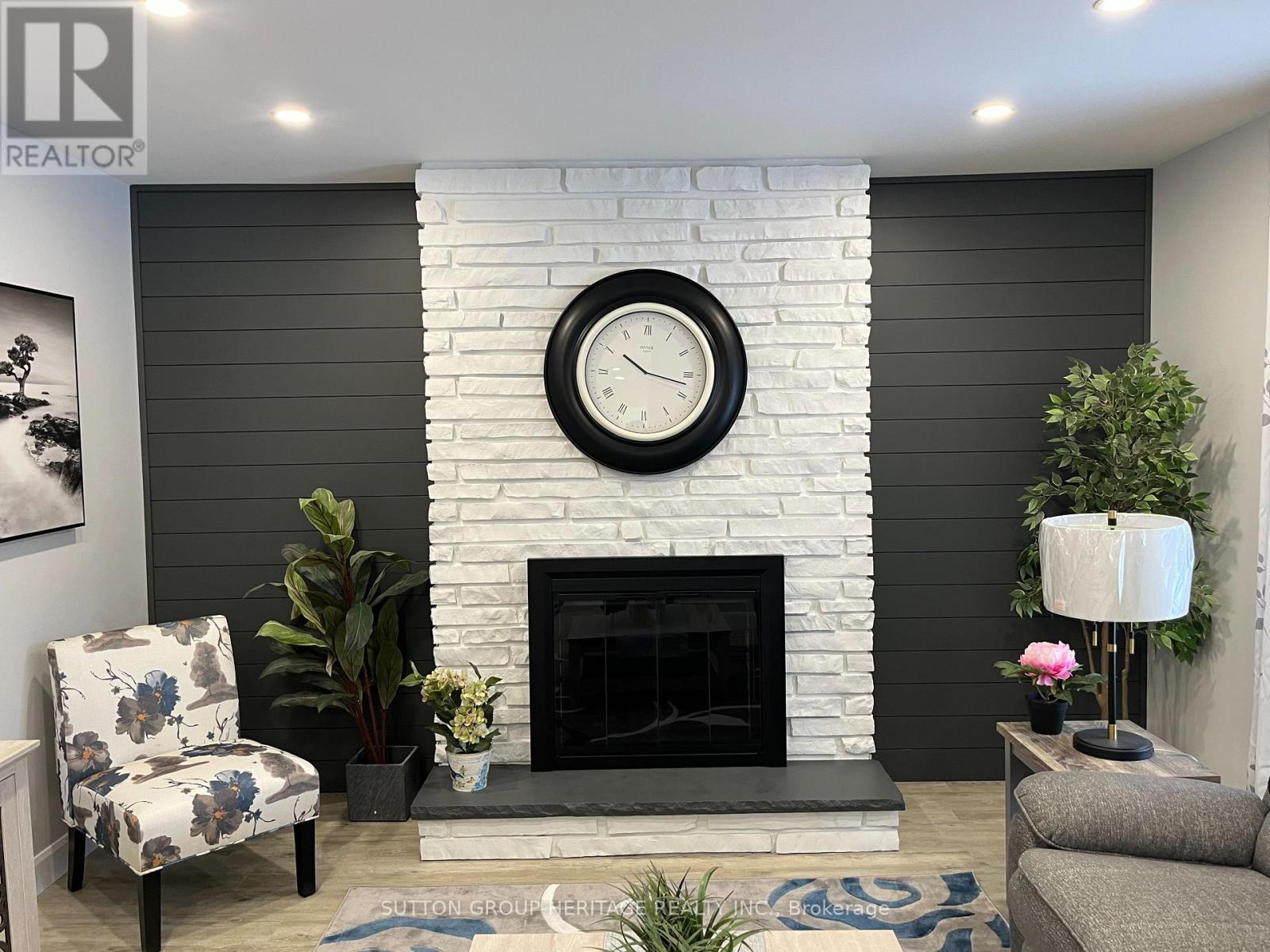 955 Hawthorne Court, Oshawa, Ontario L1H 2H4 - Photo 9 - E12614998