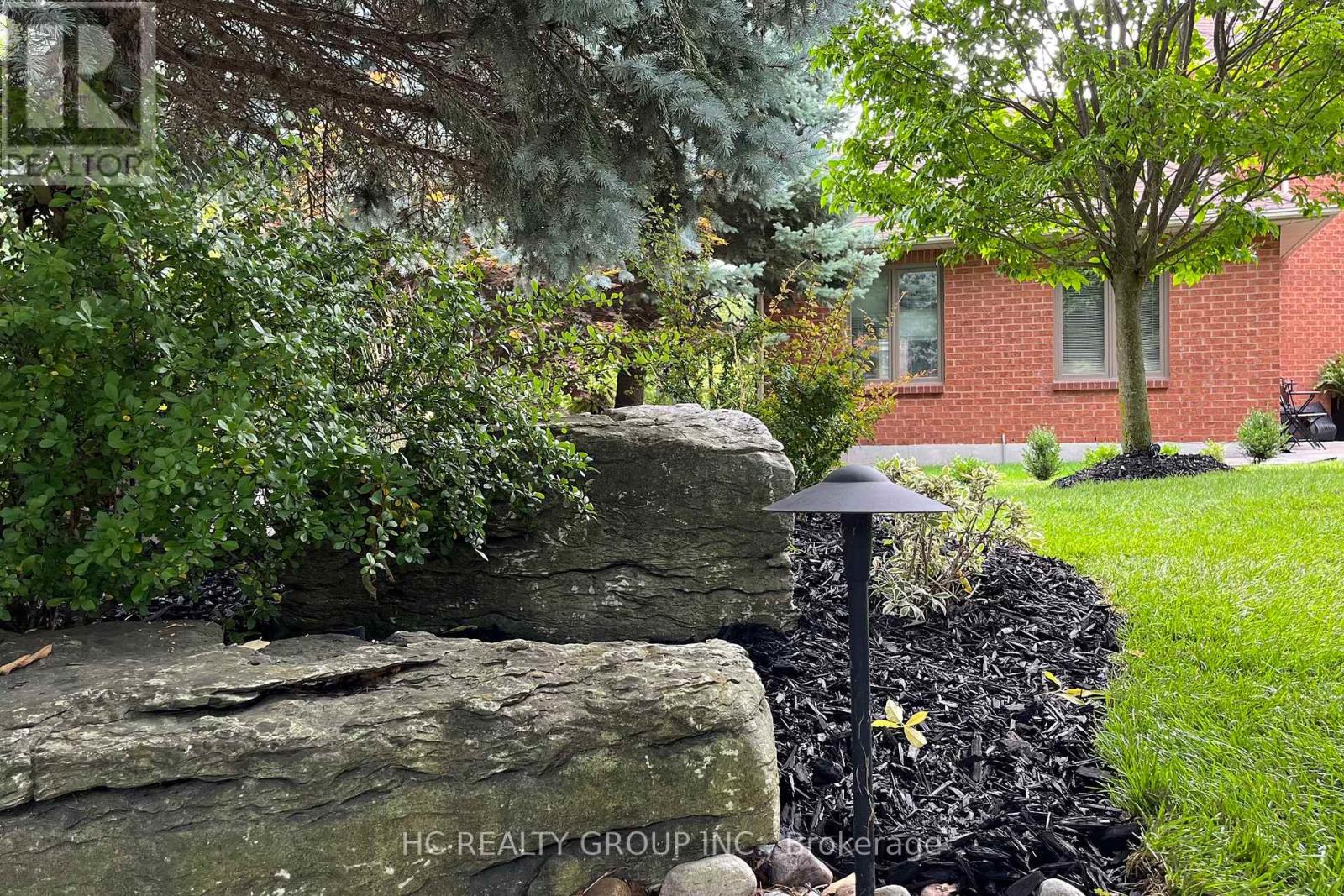 883 Darwin Drive, Pickering, Ontario  L1X 2P8 - Photo 45 - E12615080