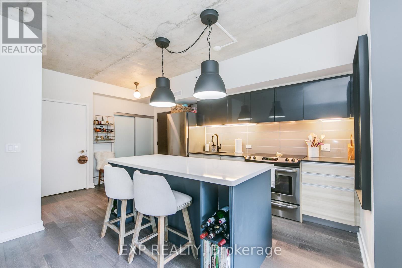 225 - 1190 DUNDAS STREET E, Toronto, Ontario