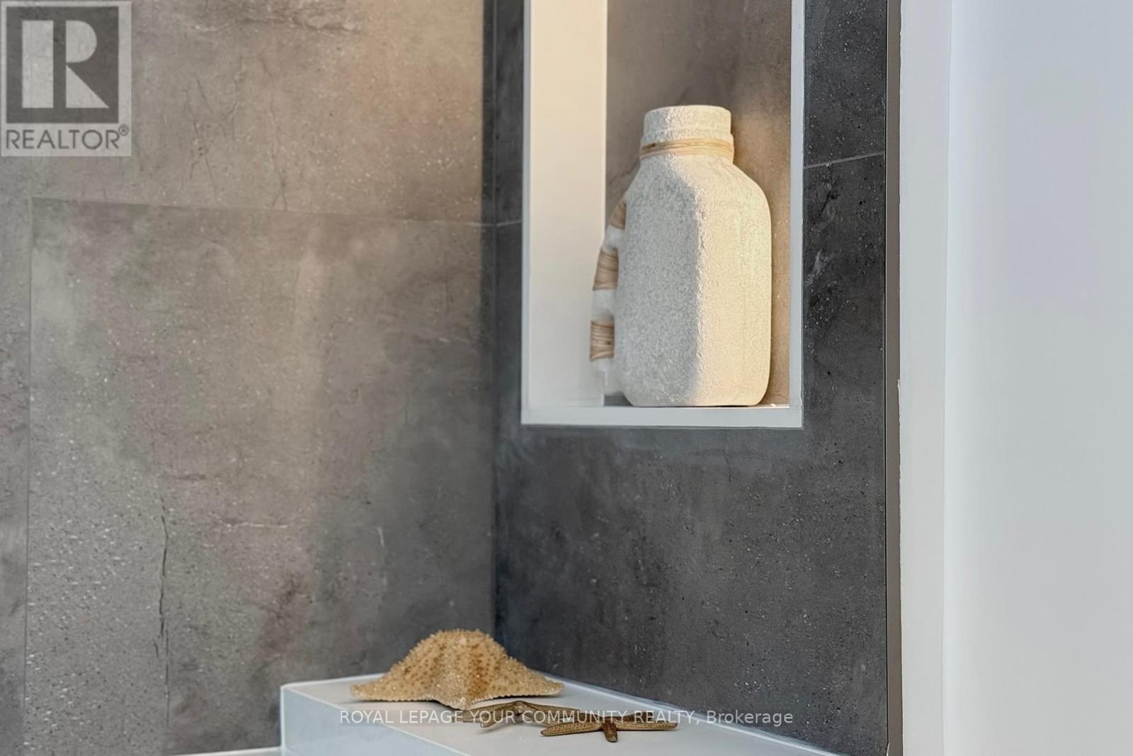 32 Endean Avenue, Toronto, Ontario  M4M 1W6 - Photo 21 - E12615176