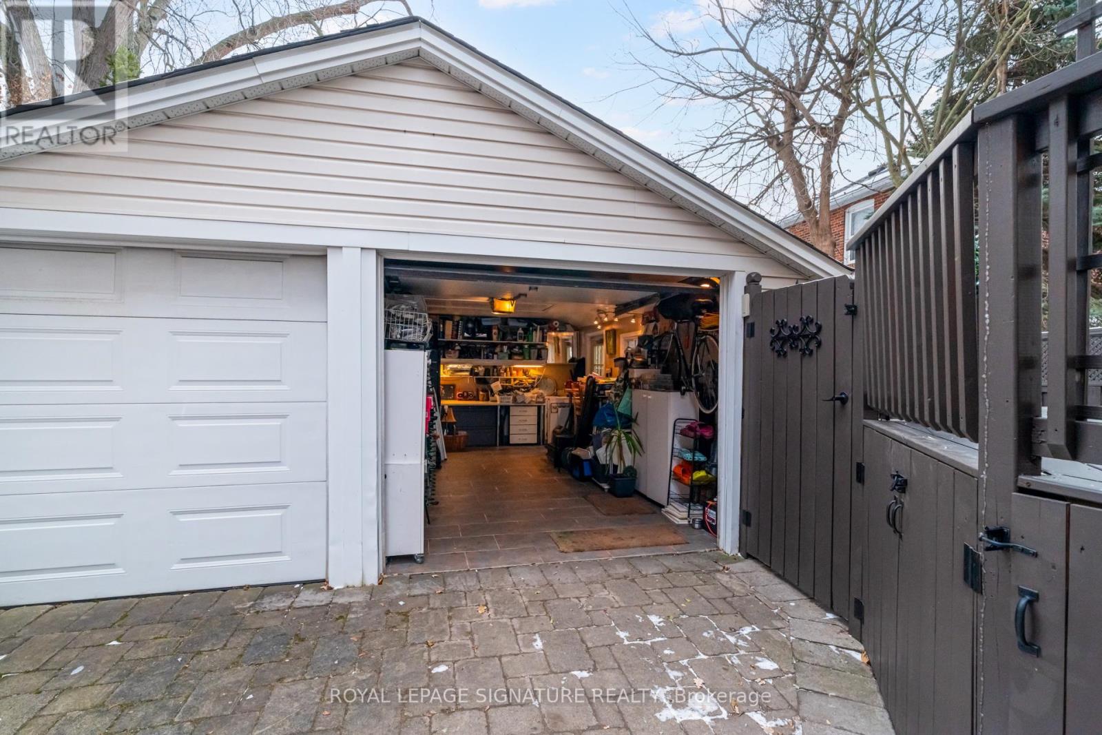 229 Glengrove Avenue W, Toronto (Lawrence Park South), Ontario  M4R 1P4 - Photo 36 - C12615230