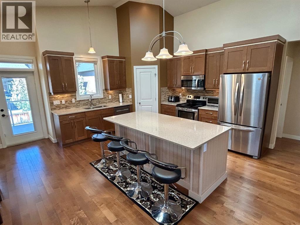 330 Sixmile Lane S, Lethbridge, Alberta  T1K 5S8 - Photo 3 - A2248127