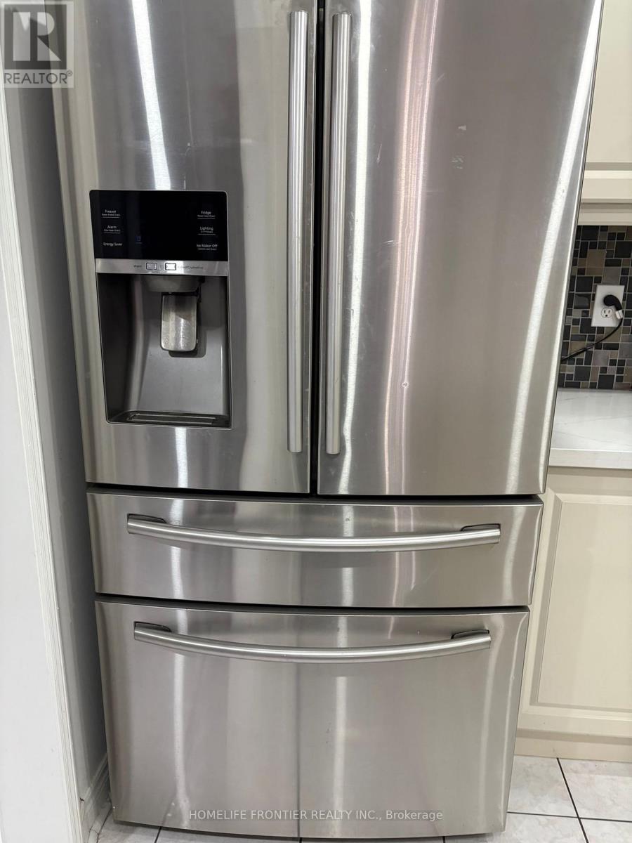 106 Casabel Drive W, Vaughan, Ontario  L6A 3L8 - Photo 20 - N12597238