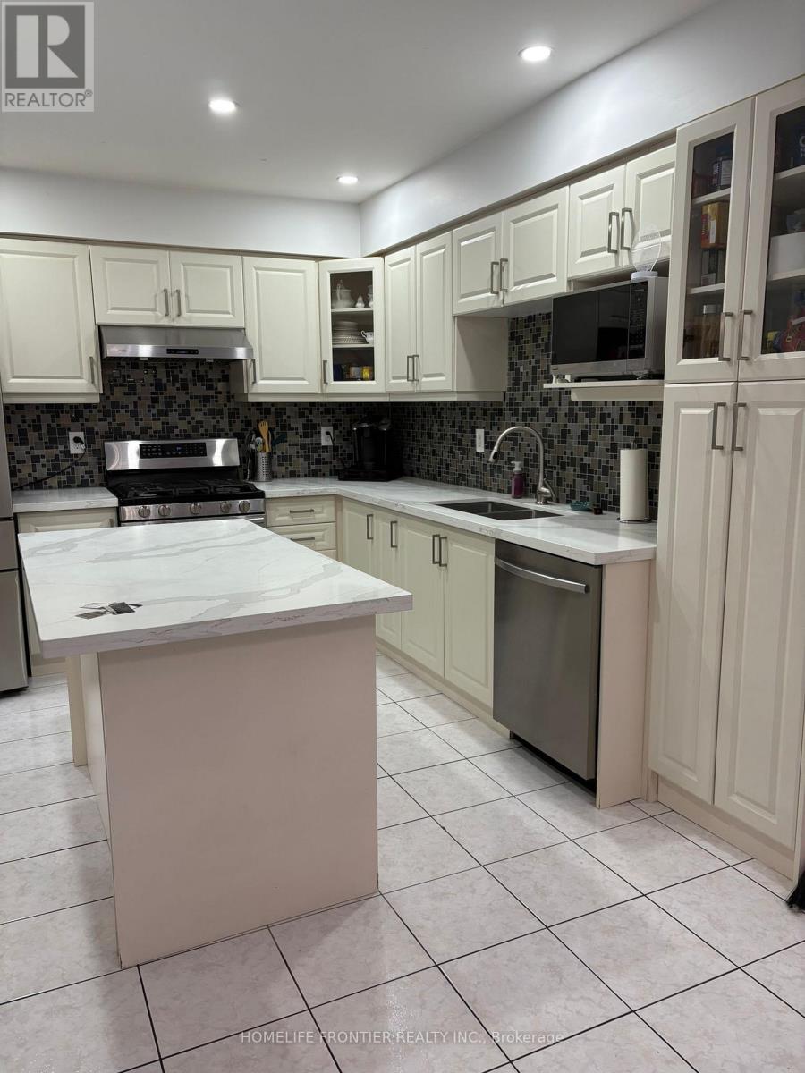 106 Casabel Drive W, Vaughan, Ontario  L6A 3L8 - Photo 12 - N12597238