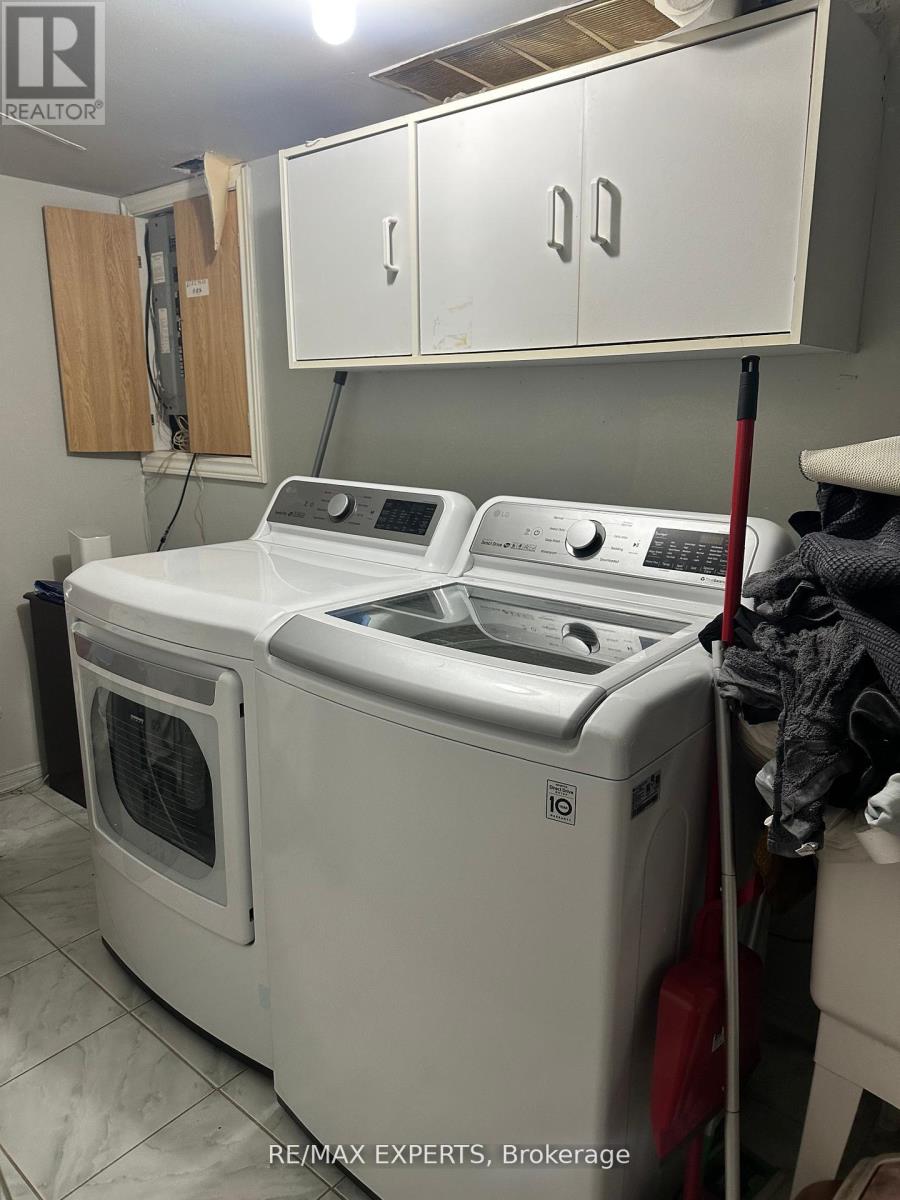 Bsmt - 133 Adventure Crescent, Vaughan (Vellore Village), Ontario  L6A 3J1 - Photo 13 - N12615022