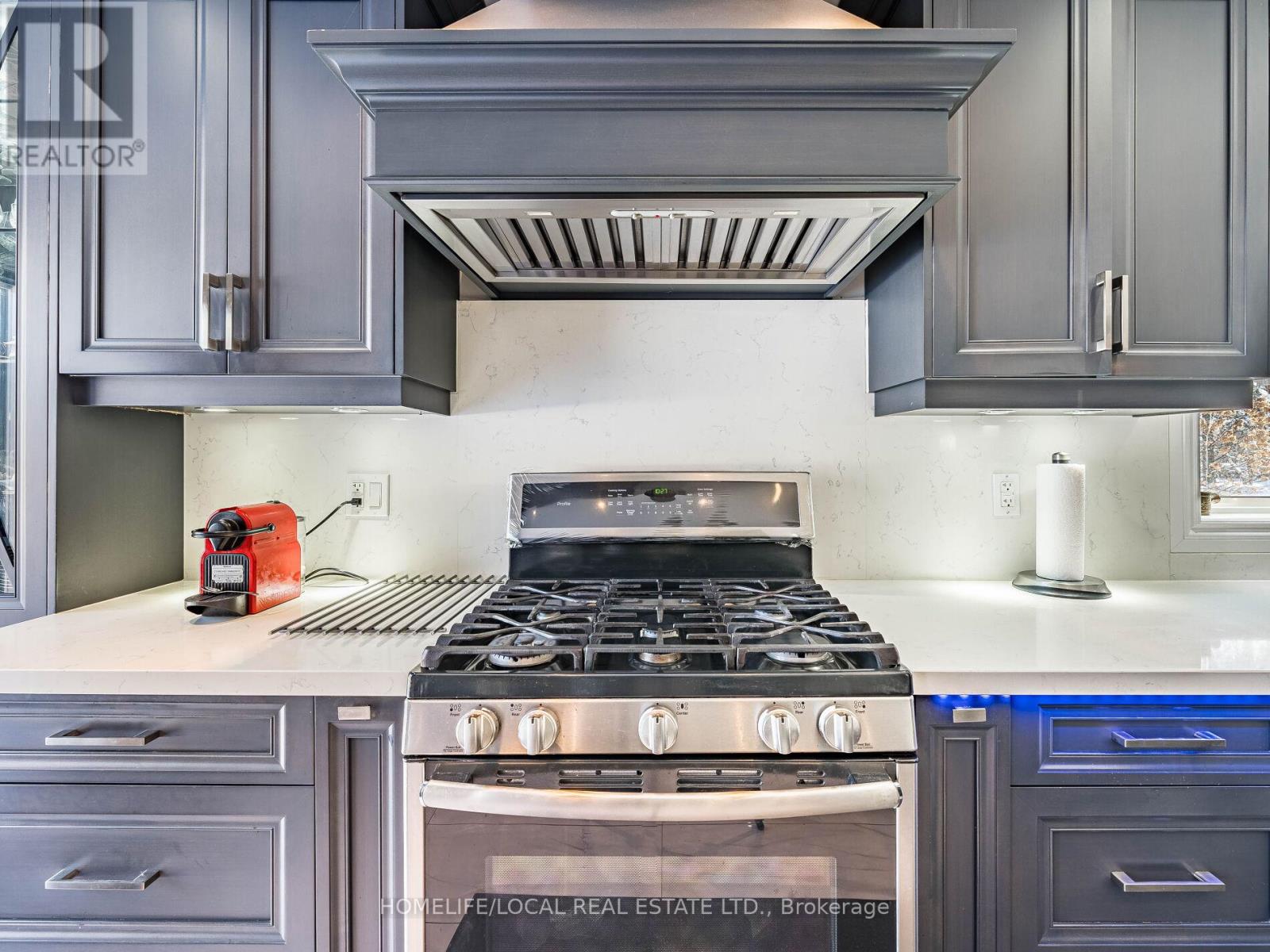 1958 Innisfil Heights Crescent, Innisfil, Ontario  L9S 4A9 - Photo 15 - N12615074