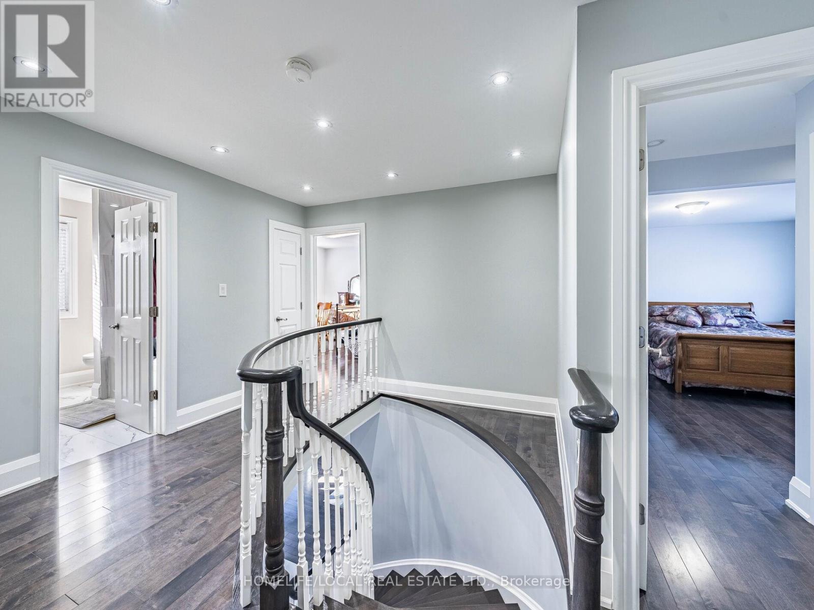 1958 Innisfil Heights Crescent, Innisfil, Ontario  L9S 4A9 - Photo 25 - N12615074