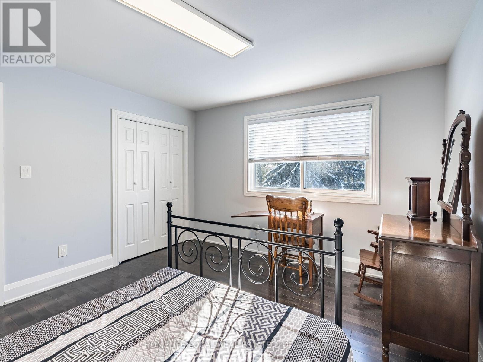 1958 Innisfil Heights Crescent, Innisfil, Ontario  L9S 4A9 - Photo 38 - N12615074